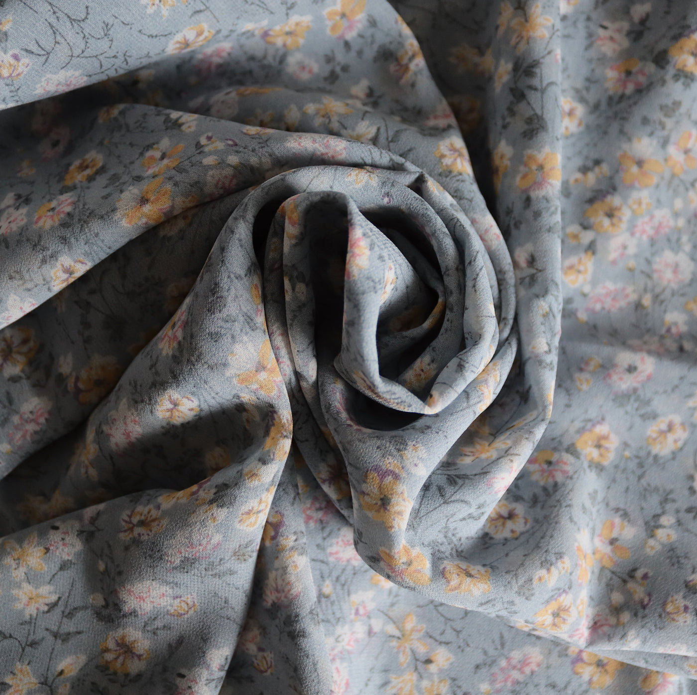 Chiffon Printed Hijab / Dusty Blue Roses