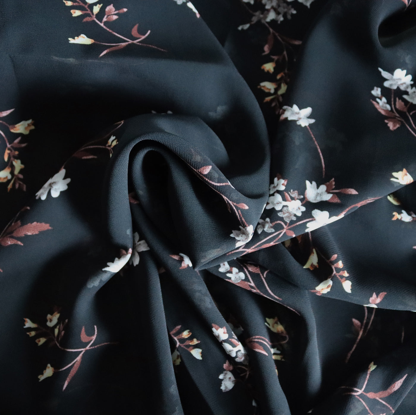 Chiffon Printed Hijab / Night Magnolia