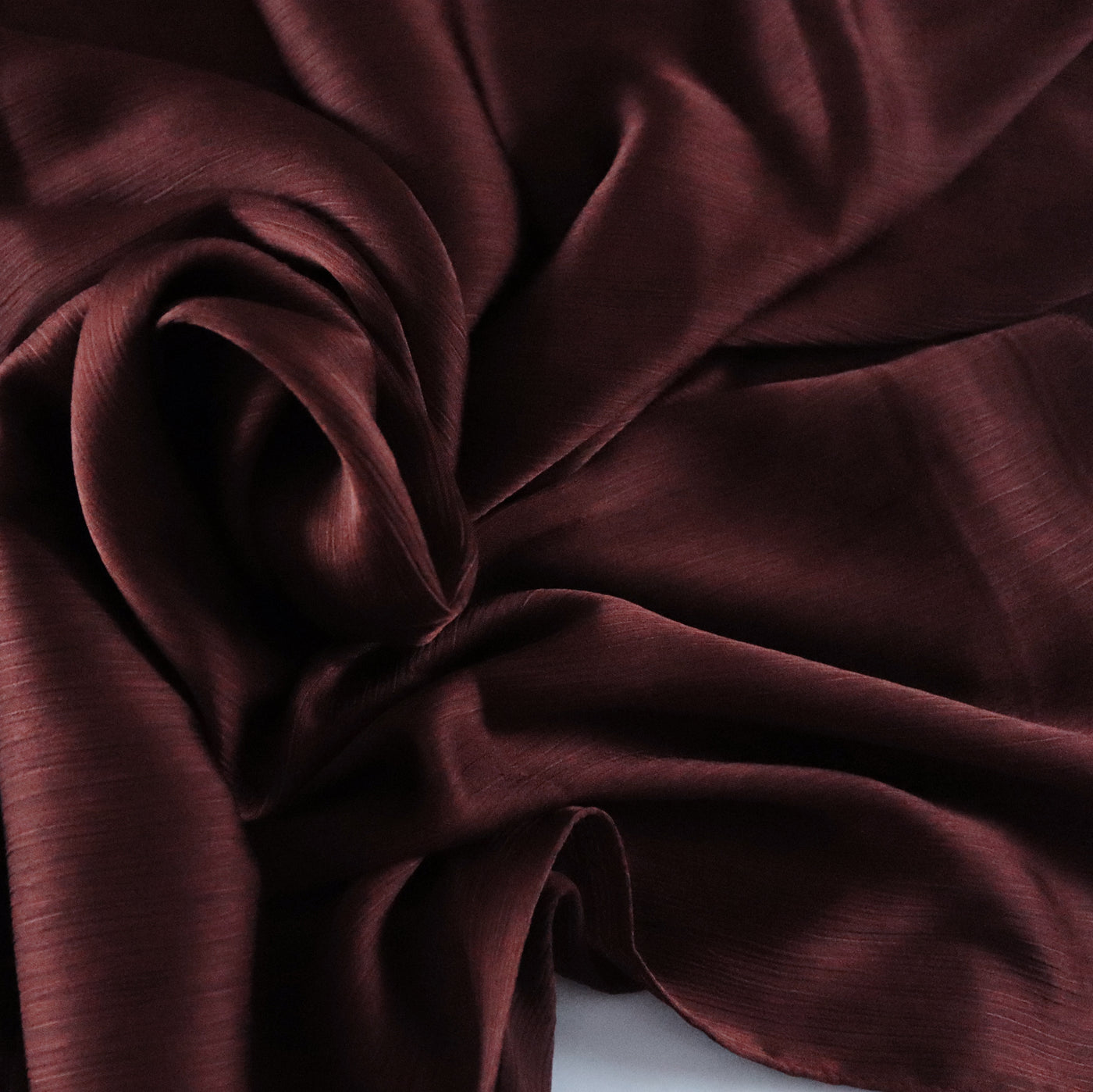 Satin Crinkle Chiffon Hijab / Maroon