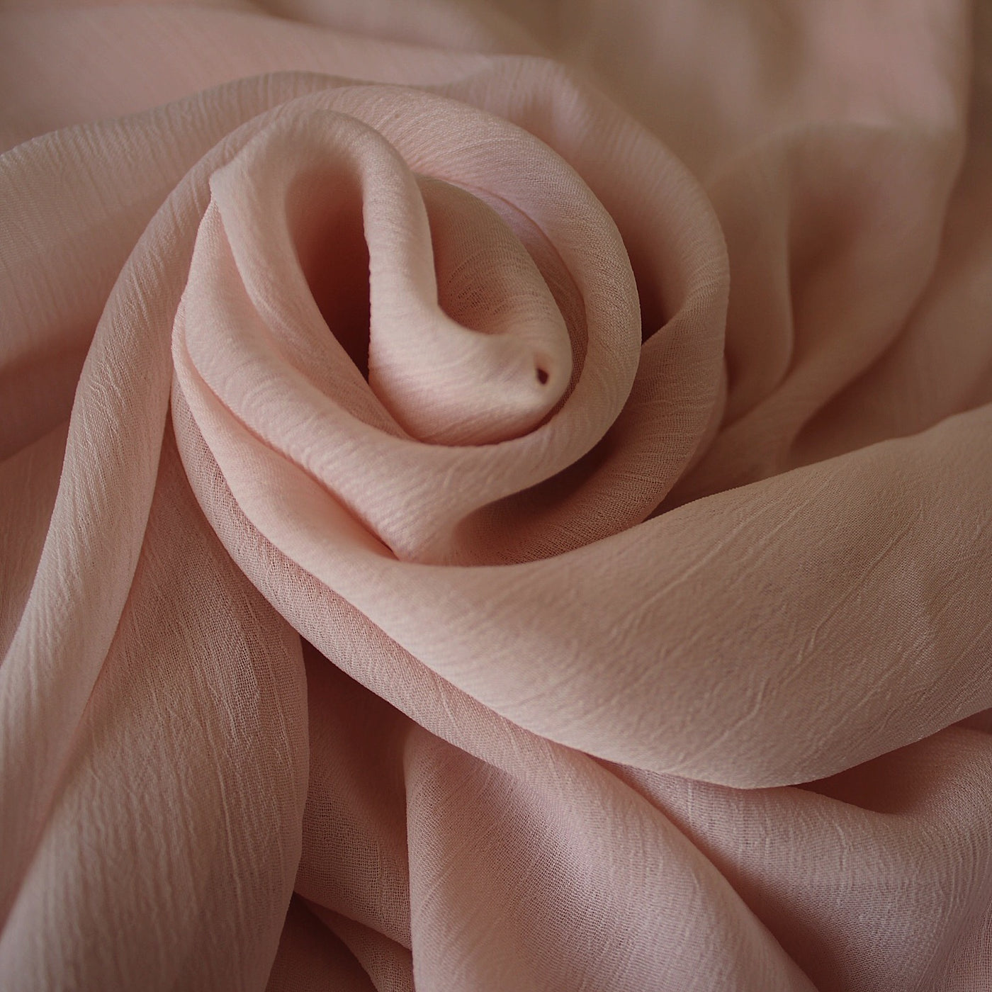 Crinkle Chiffon Hijab / Frosted Petal